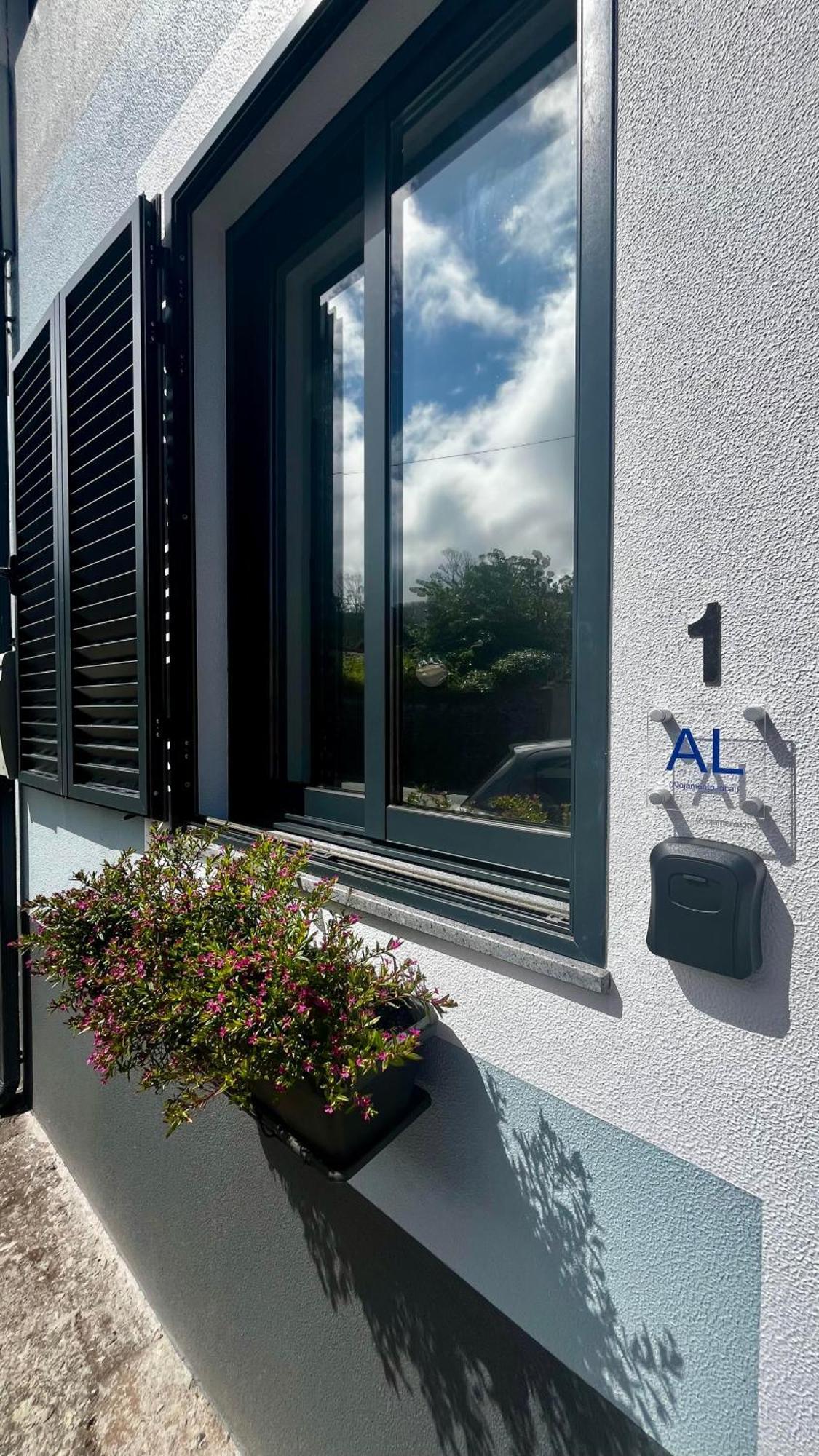 Anastacio Tiny House Appartement Porto Moniz Buitenkant foto